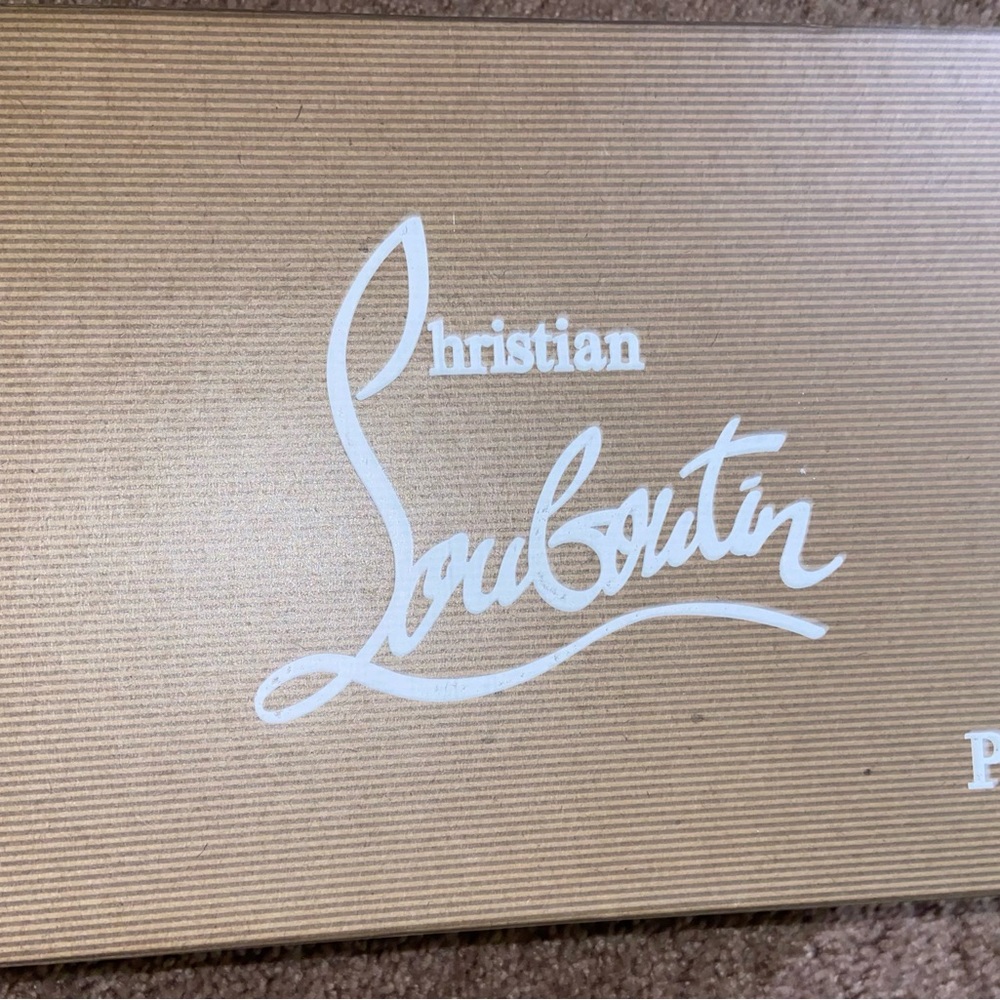 Brand new never worn Christian Louboutin Pumps
